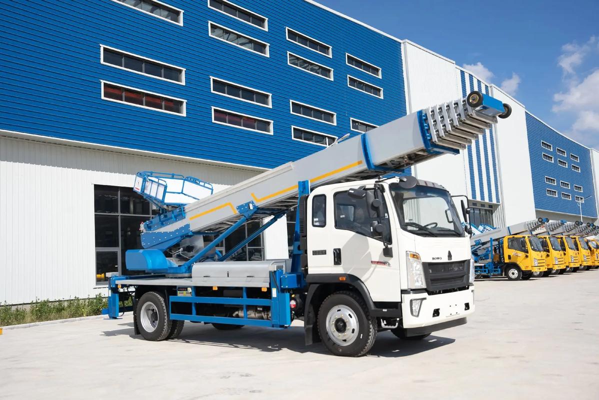 廊坊出租云梯车高空作业车 建筑垃圾搬运